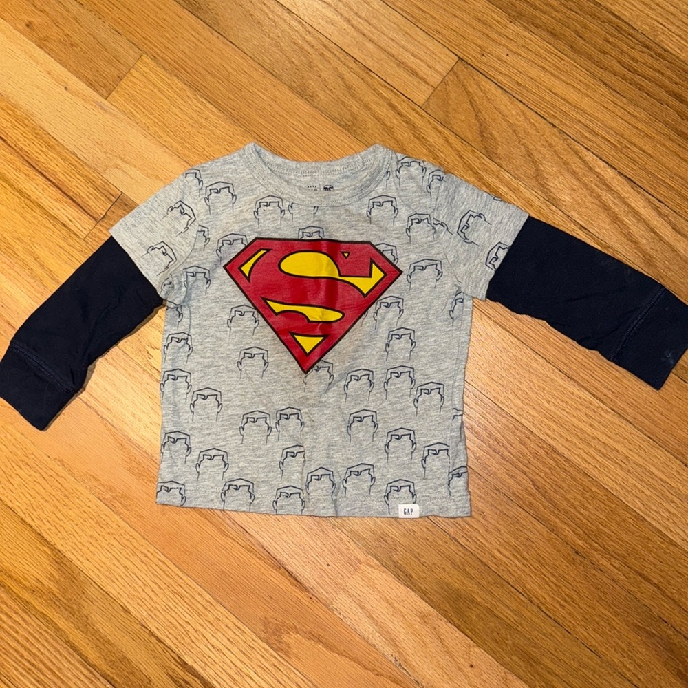 GAP toddler boy faux long sleeve Superman shirt. 12-18 months